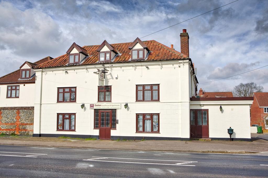 Easton Guest House And Apartments Costessey Exterior photo